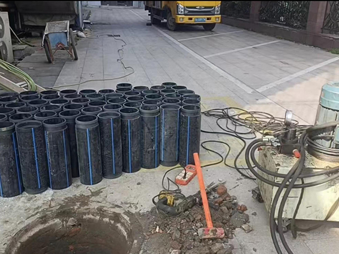 乐陵PE置换管厂家 DN315置换管 非开挖管短管置换